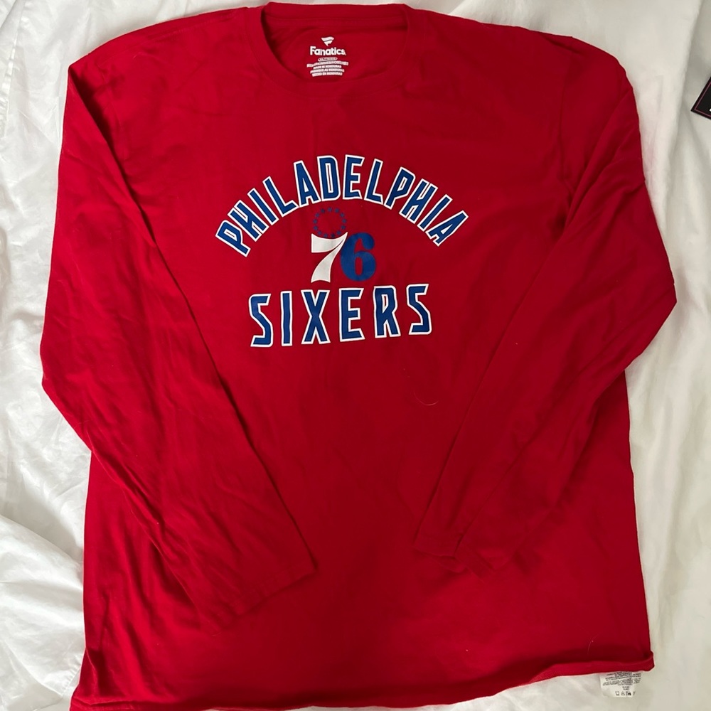 Philadelphia 76ers Fanatics Men’s XL Red Long Sleeve Shirt. Great Condition. - Picture 2 of 4